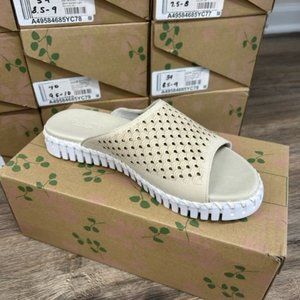 Ilse Jacobsen - Tulip slip on sandal in “Kit”, EUR size 37 (US 6.5-7)